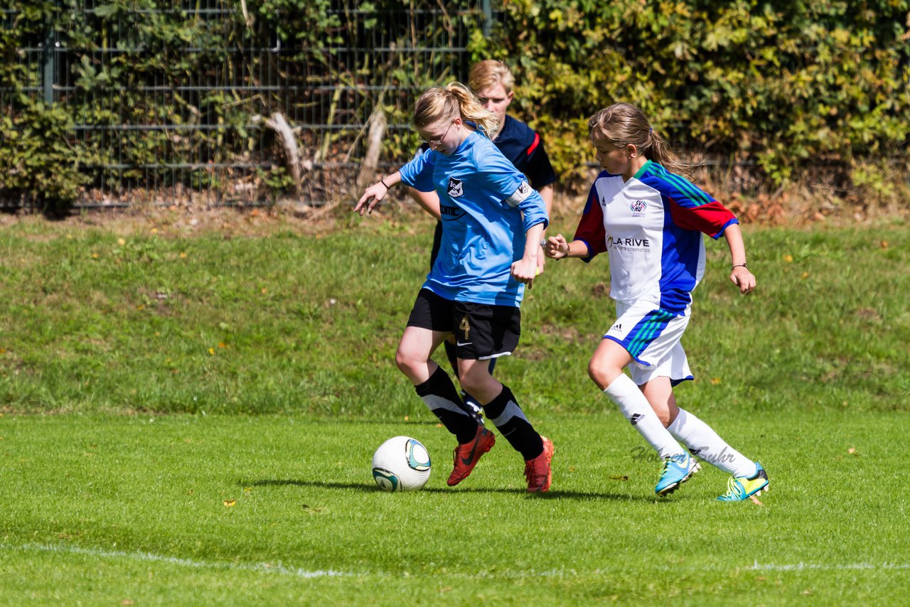 Bild 258 - B-Juniorinnen SV Henstedt Ulzburg - Frauen Bramfelder SV 3 : Ergebnis: 9:0